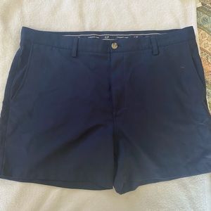 Vineyard Vines Mens golf shorts